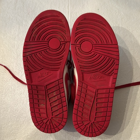 Sneakers - Air Jordan model 553558-607 - Picture 7 of 11